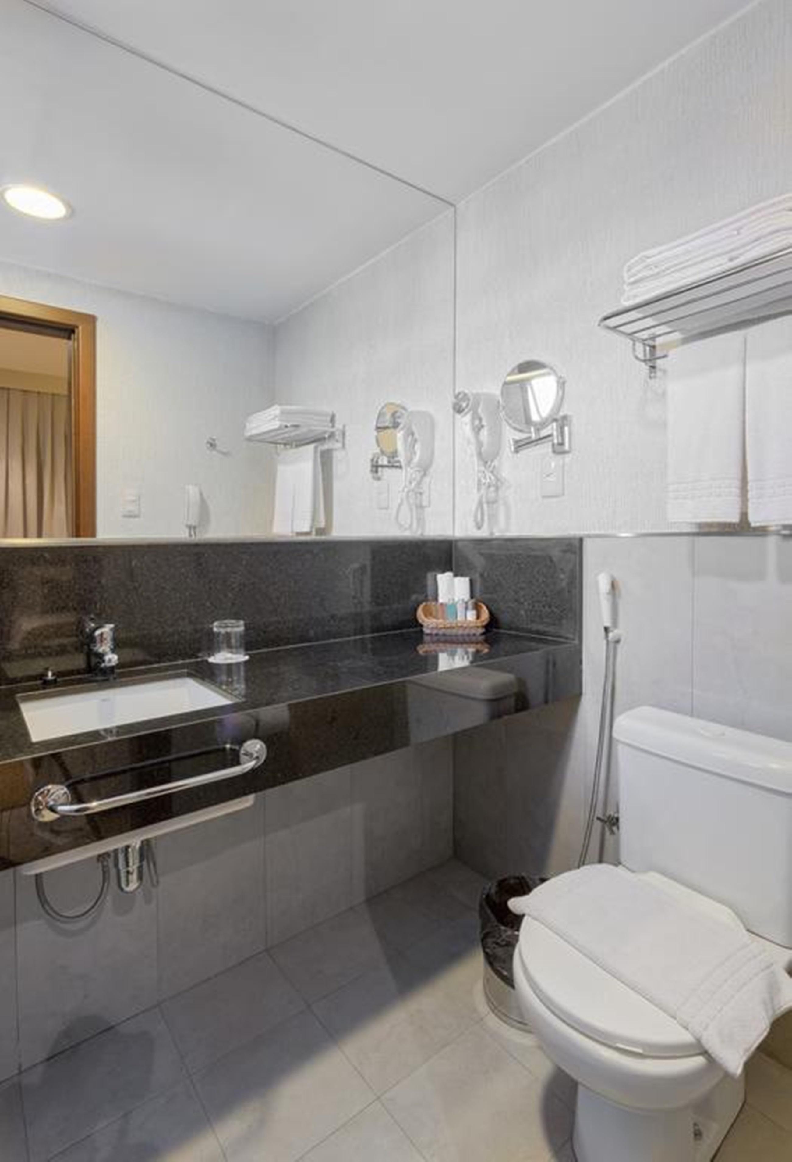 Готель Ibis Styles Belem Batista Campos Екстер'єр фото