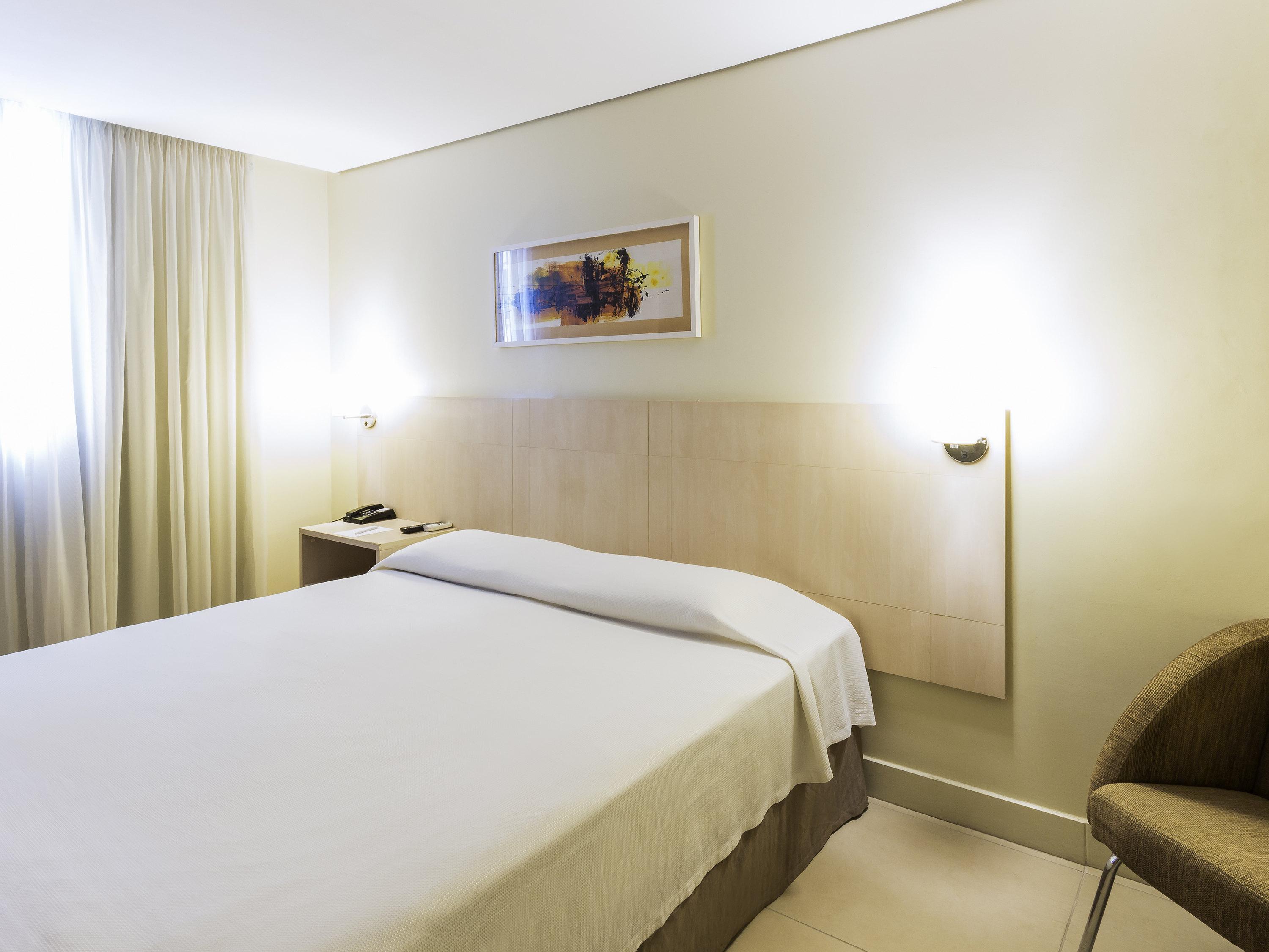 Готель Ibis Styles Belem Batista Campos Екстер'єр фото