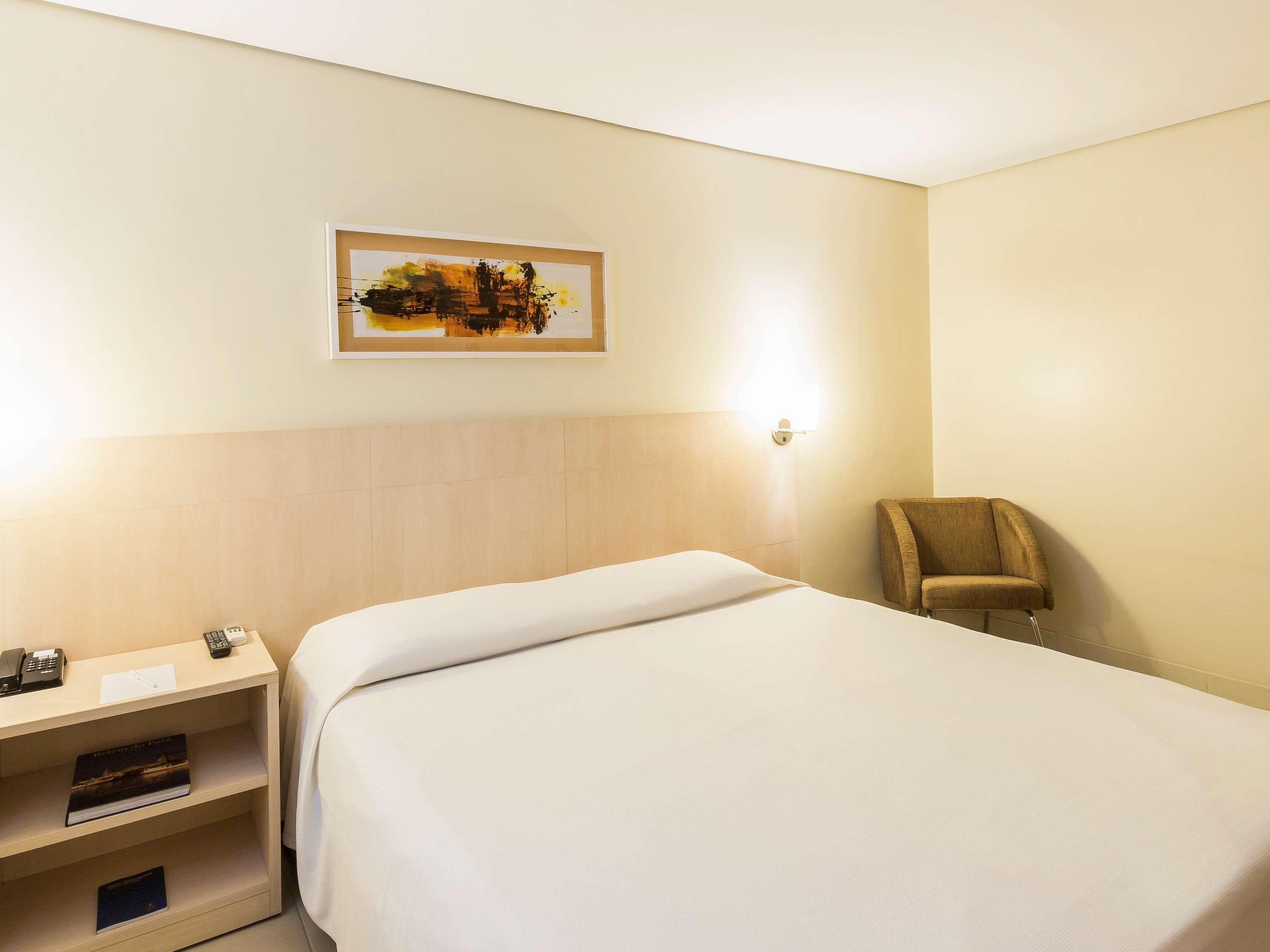 Готель Ibis Styles Belem Batista Campos Екстер'єр фото