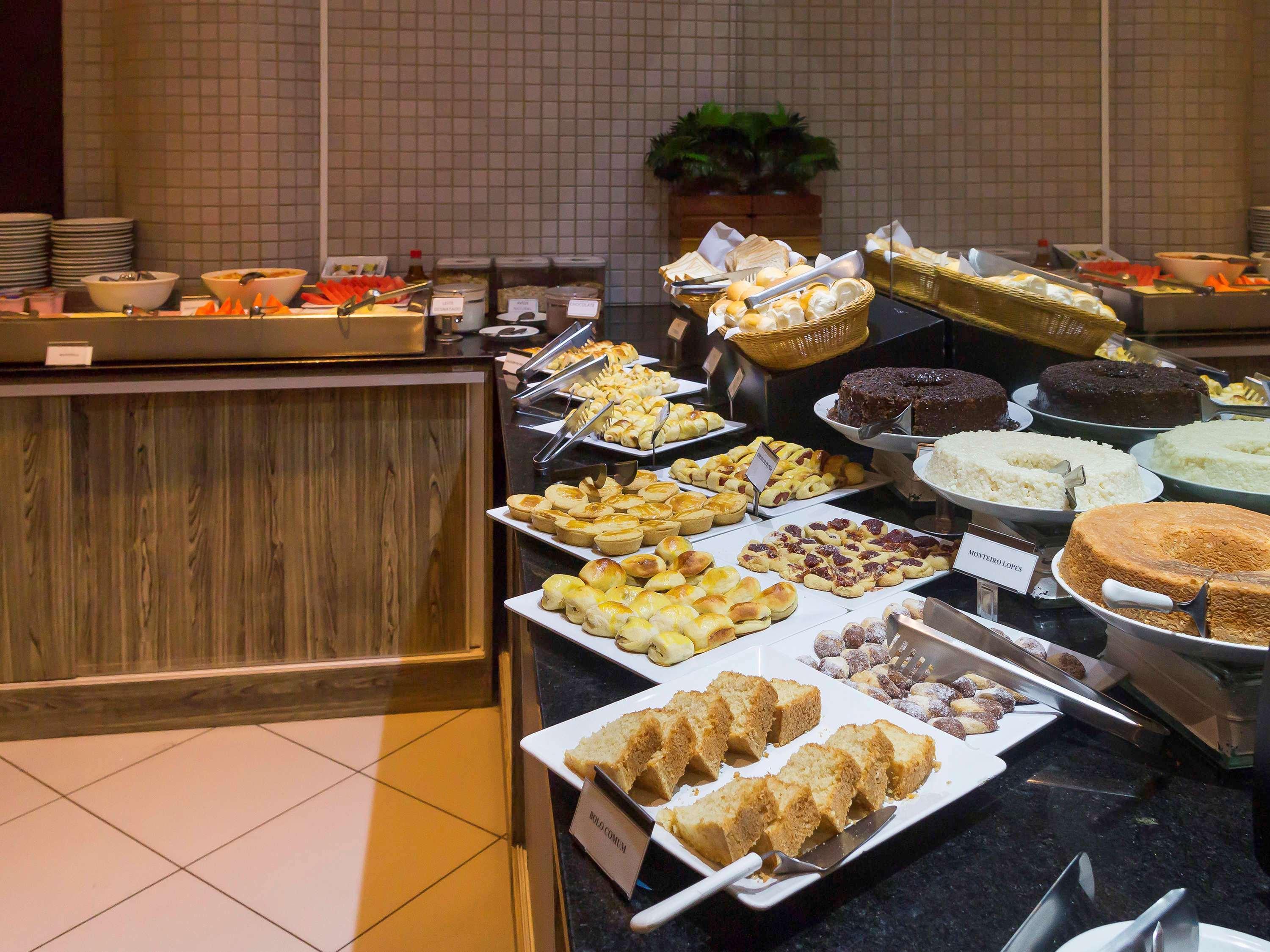 Готель Ibis Styles Belem Batista Campos Екстер'єр фото