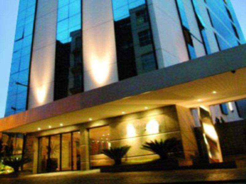 Готель Ibis Styles Belem Batista Campos Екстер'єр фото